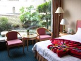 Baigong_Hotel_Garden_Room
