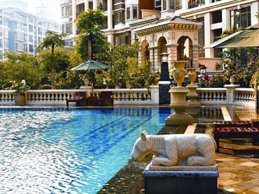 Swimming_Pool